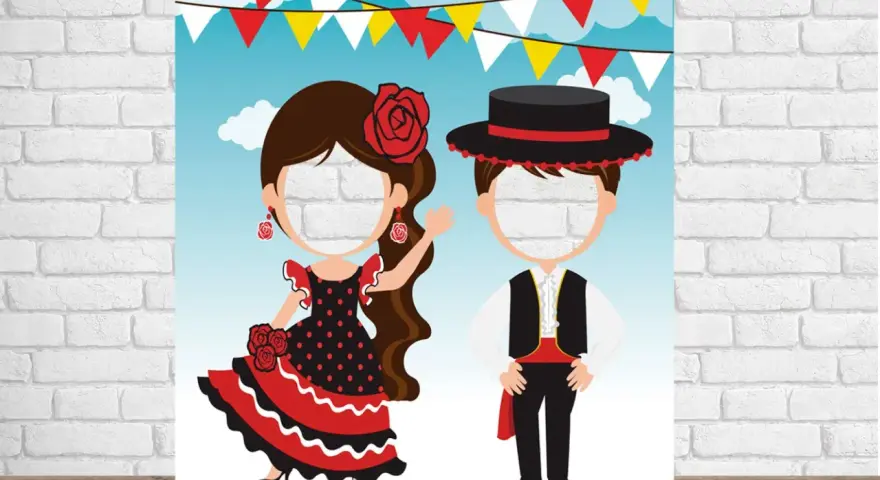 Un photocall flamenco casero con figuras de pareja para poner caras. ¡Ideal para fiestas y celebraciones!