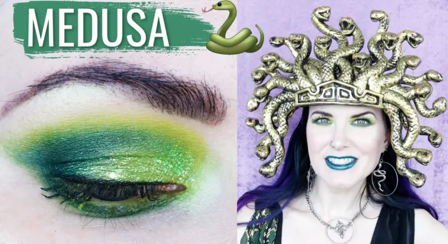 Maquillaje verde y dorado para un disfraz de medusa casero, con serpientes en la cabeza y pendientes.